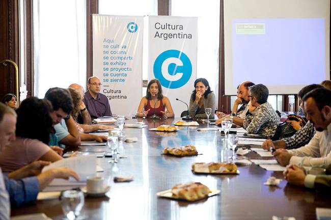 APAC se reunió con 20 cámaras y organizaciones audiovisuales de todo el País en Cultura Nación.