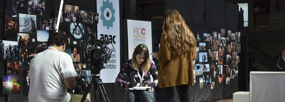 “AVENTURA COLECTIVA” un homenaje a los fotógrafos del cine cordobés en el FICIC