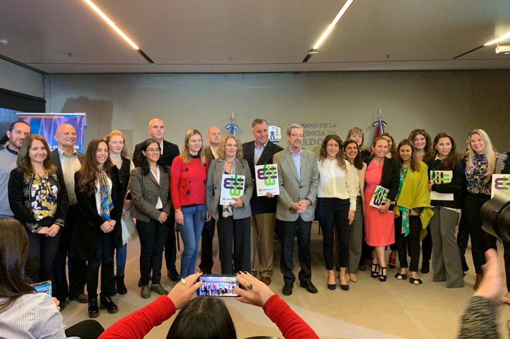 APAC firmó el Convenio de adhesión del programa #GanarGanar